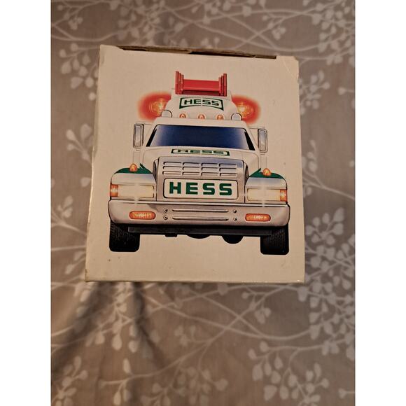 1994 Hess Rescue Truck - Picture 6 of 10